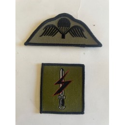 ETRANGERS GB PARACHUTISTE...