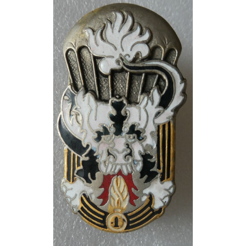 PARACHUTISTE 1 ER BATAILLON DE PARAS VIETNAMIEN RETIRAGE *