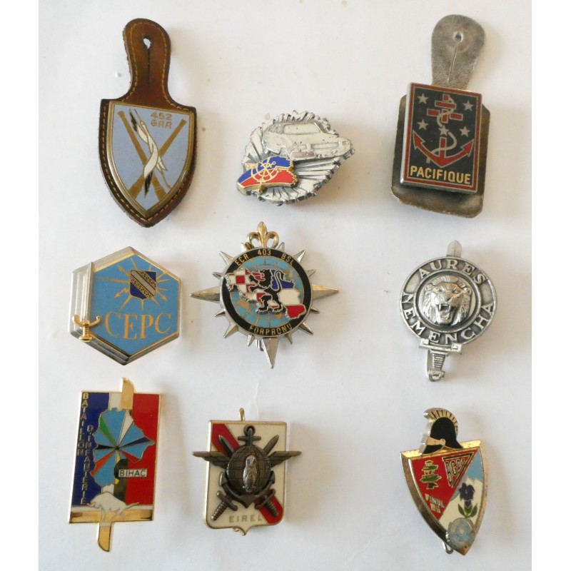 LOT DE 9 INSIGNES RENSEIGNEMENT - OPEX - DIVERS *