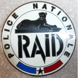 POLICE RAID COIN CARTE DE...