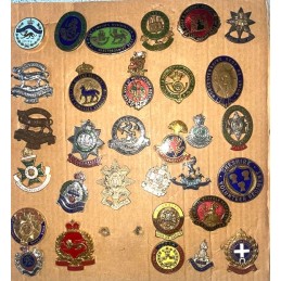 ETRANGERS GB LOT 31...