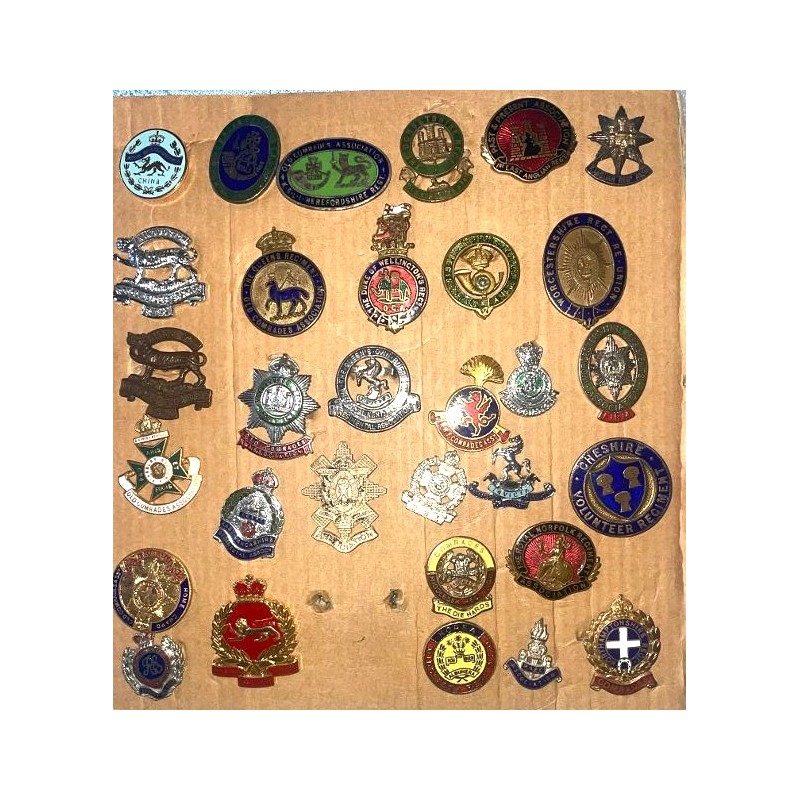 ETRANGERS GB LOT 31 REDUCTIONS DE REGIMENTS ANGLAIS *