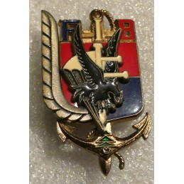 PARACHUTISTE COLONIAUX 3...