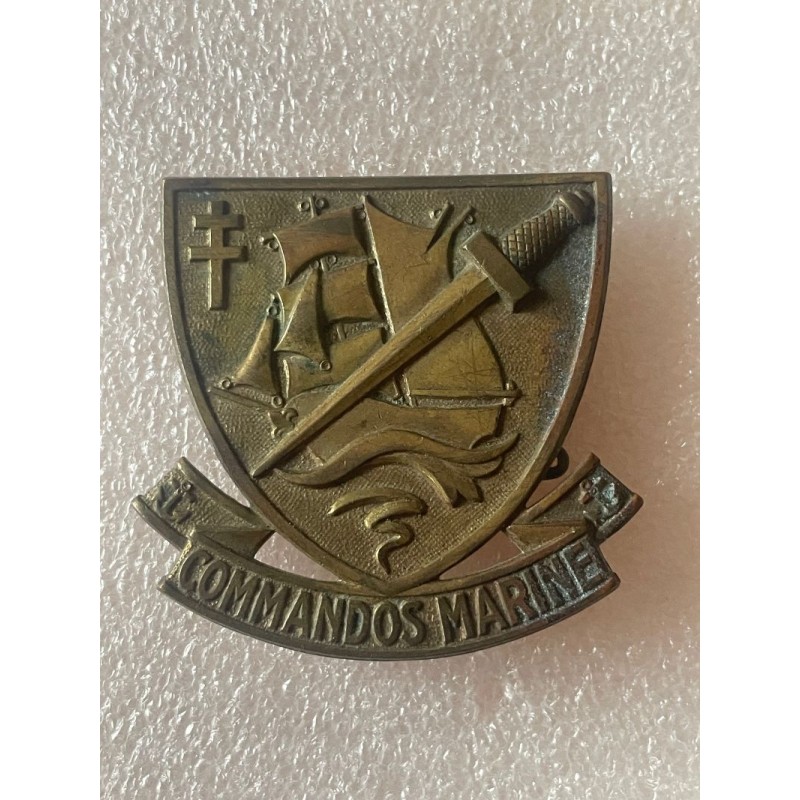 MARINE PLAQUE DE BERET COMMANDOS MARINE *