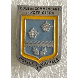 POLICE GROUPE MOBILE DE...