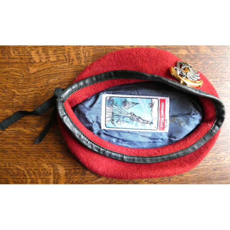 BERET ROUGE PARACHUTISTES COLONIAUX *