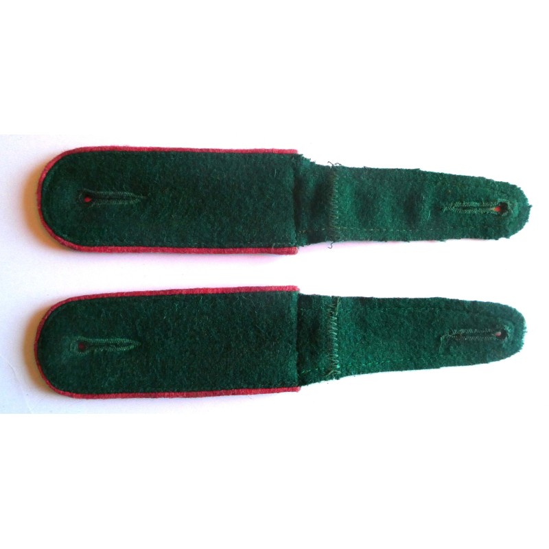 PATTES D'EPAULES CHARS 2 EME GM REPRODUCTION ! *