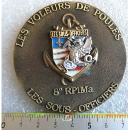 PARACHUTISTE MEDAILLE TABLE...