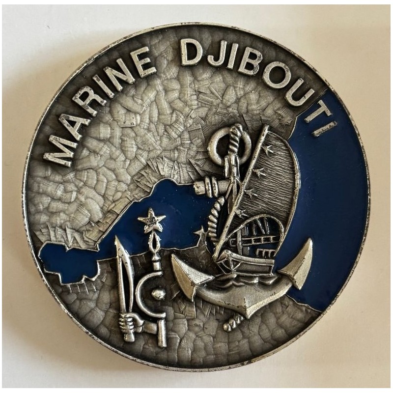 MARINE DJIBOUTI MEDAILLE DE TABLE *