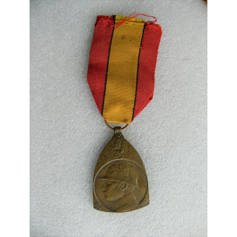 MEDAILLE MILITAIRE BELGE COMMEMORATION 14/18*