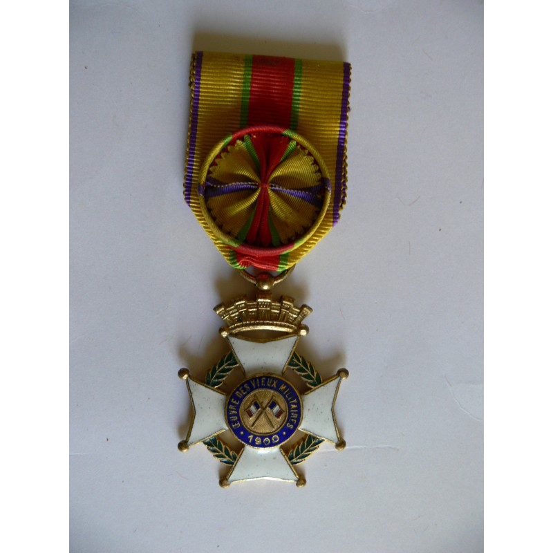 MEDAILLE OEUVRE DES VIEUX MILITAIRES*