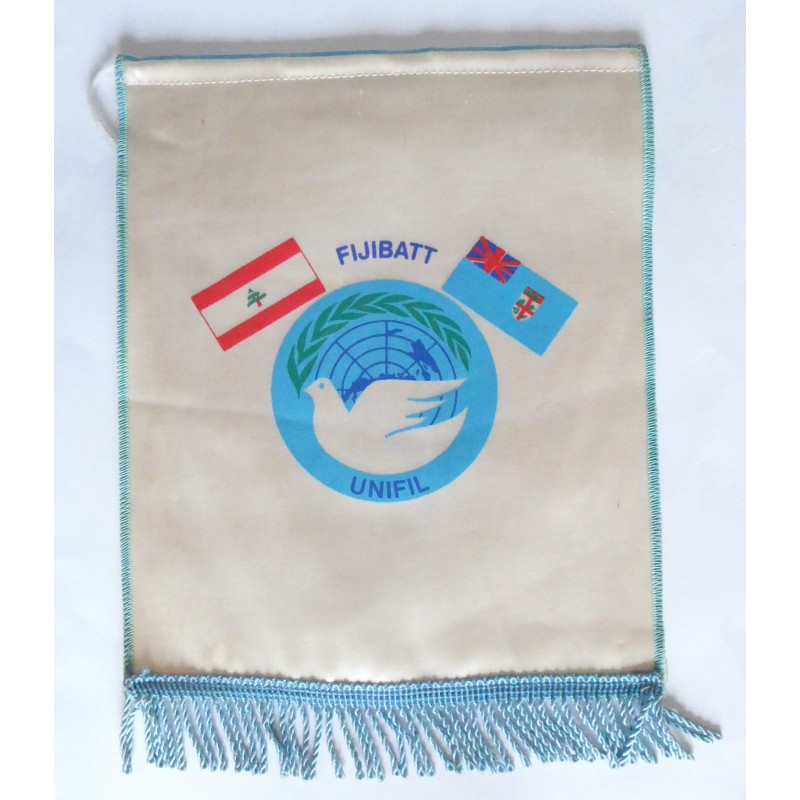 OPEX UNIFIL FANION SOUVENIR BATAILLON FIJIBATT 21 X 28 CM ATTIBUTION AU DOS*