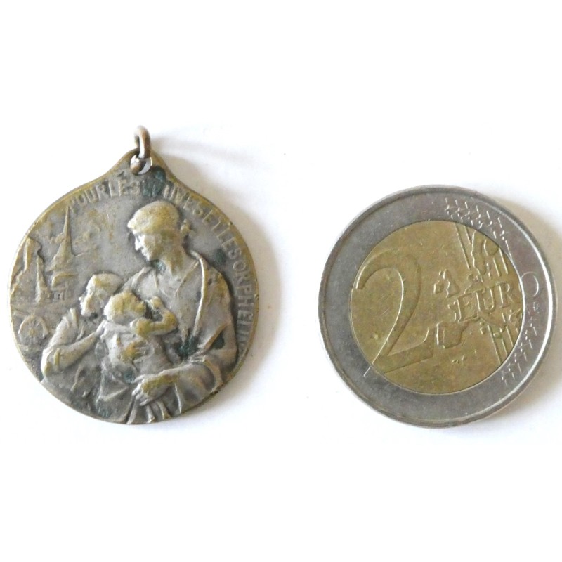 MEDAILLE POUR LES VEUVES ET LES ORPHELINS VILLE DE DIJON 1915*