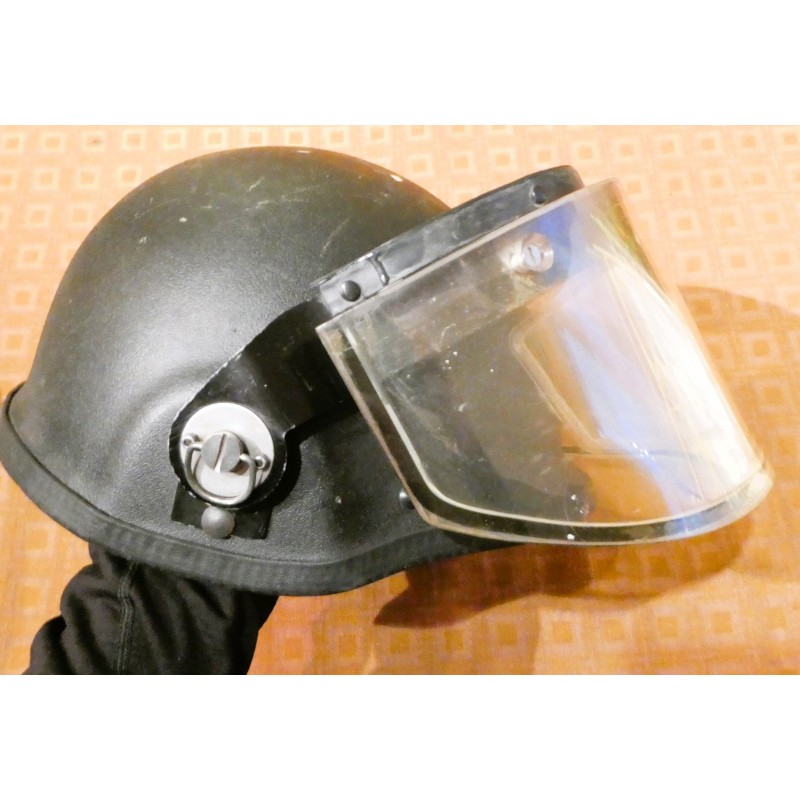 POLICE CASQUE INTERVENTION VISIERE JAUNE BLINDEE RAID GIPN OBSOLETE*