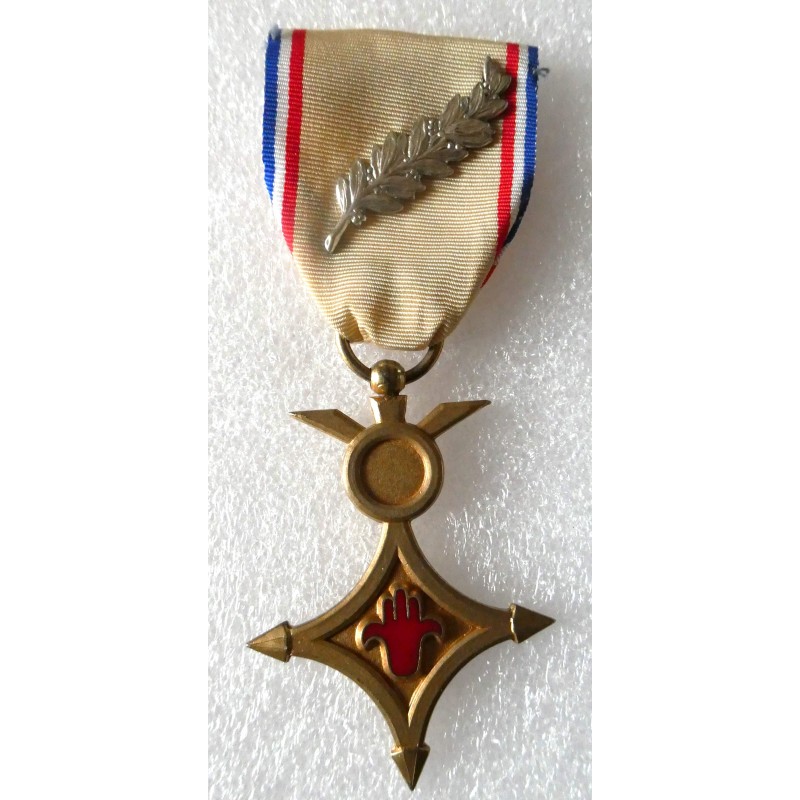 MEDAILLE RECONNAISSANCE DE LA NATION EN AFN NUMEROTEE EN ARGENT*