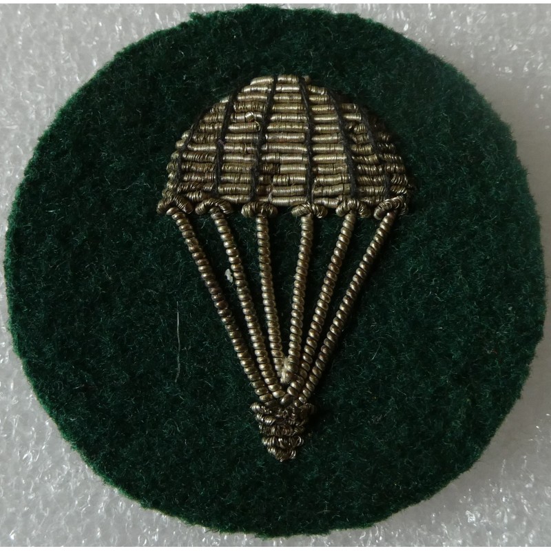 ETRANGERS PARACHUTISTE ANGLAIS FOND VERT*